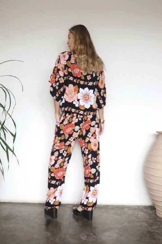 Lily Top - Bordered Floral