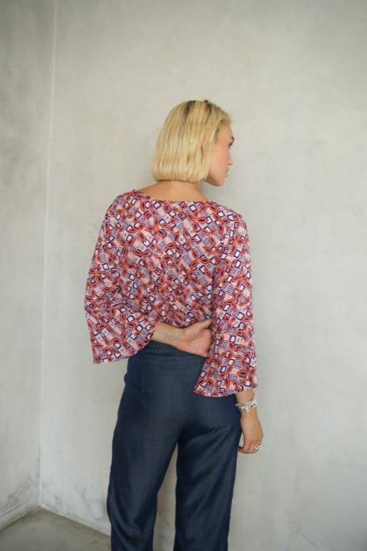 Total Eclipse 3/4 Top - Beige Aztec Multi
