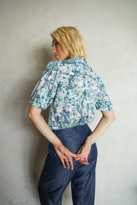 Joyce S/S Blouse - Blue Floral