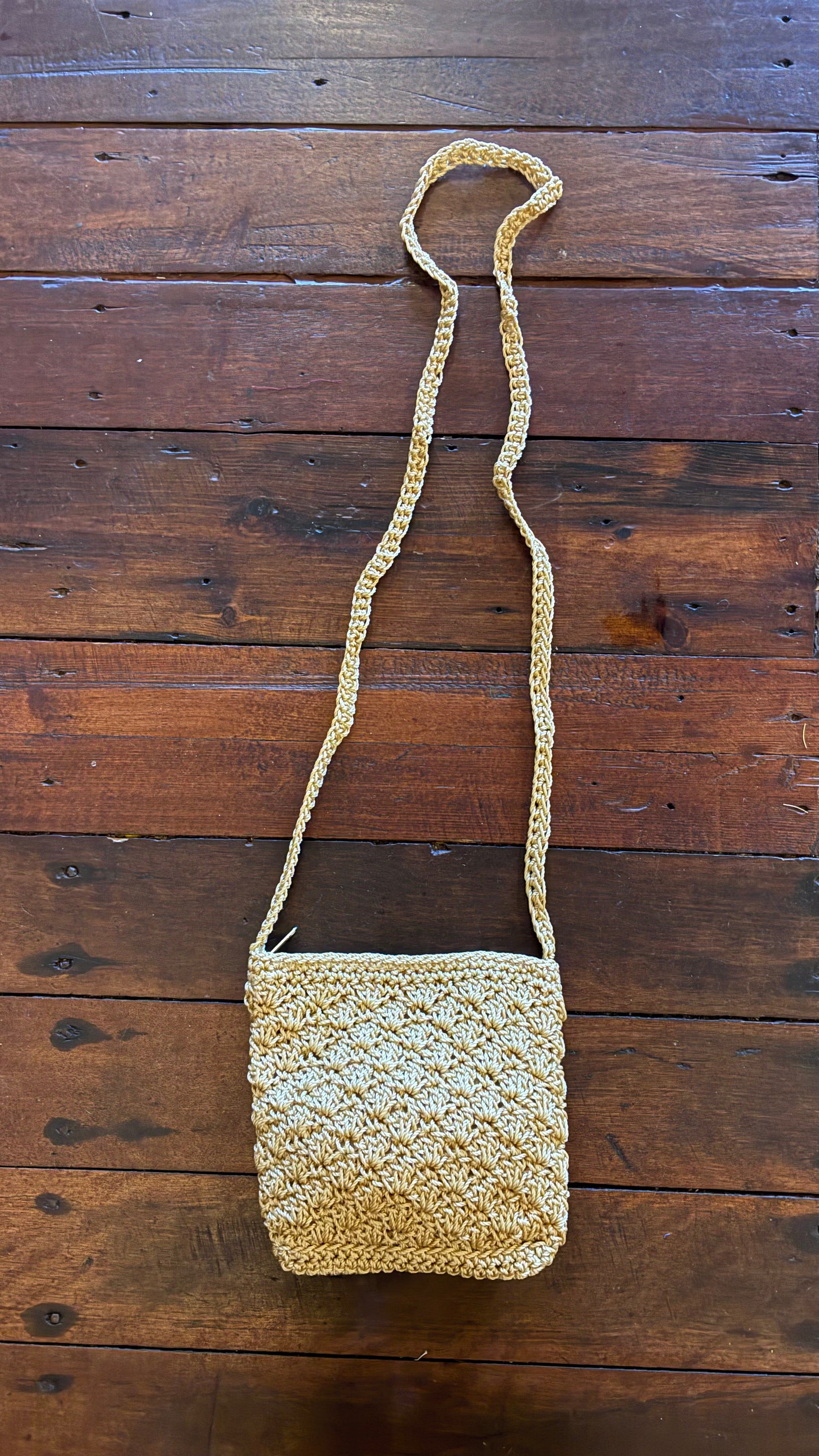 Piya Crochet Phone Bag - Gold